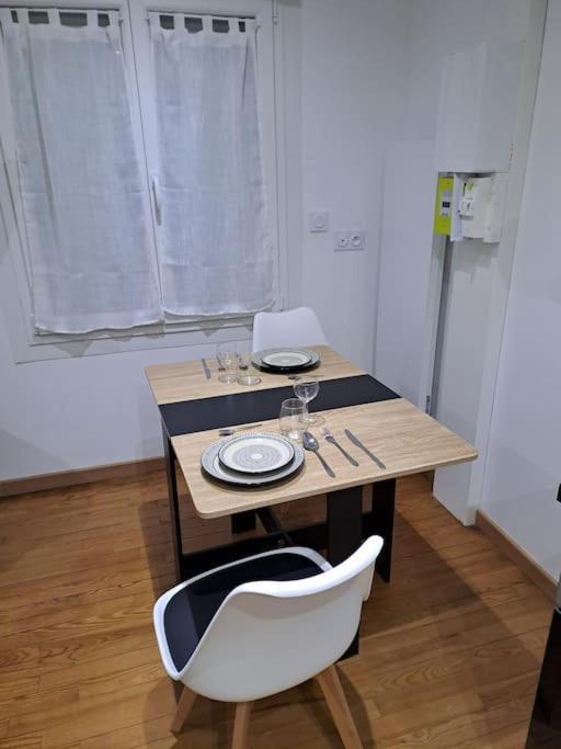 Apartamento 24H Course/Moto/ Oasis / Antares Le Mans Exterior foto